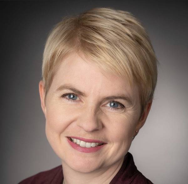 Lárqa Bryndís Eggertsdóttir