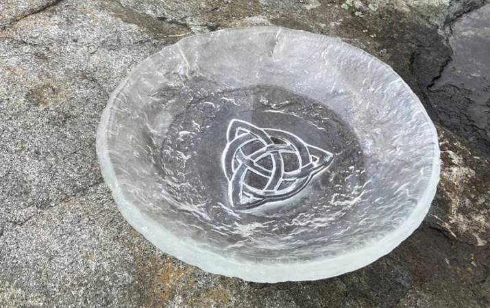 Skírnarskál-forsíða.jpg - mynd